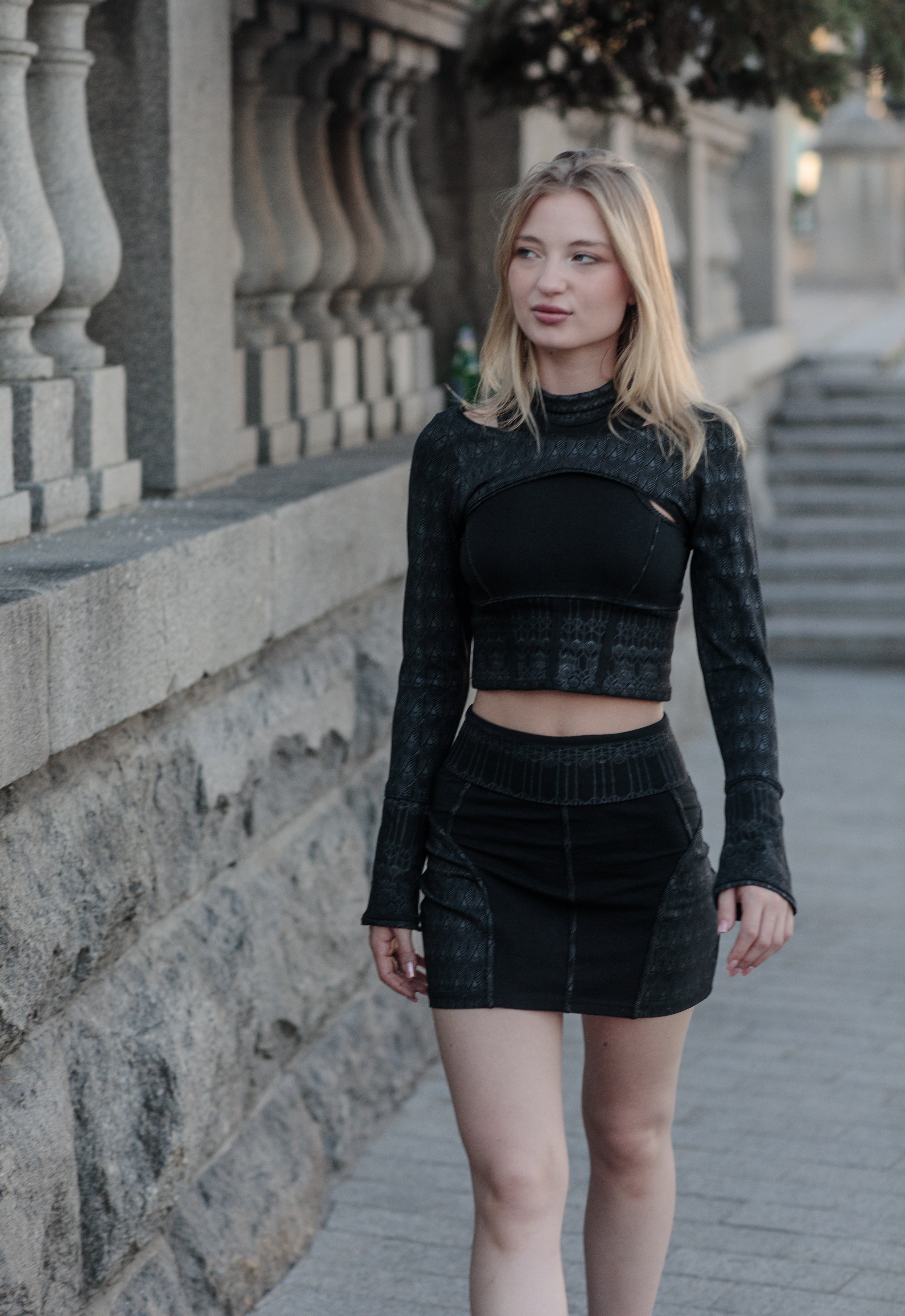 Neemea Skirt Black