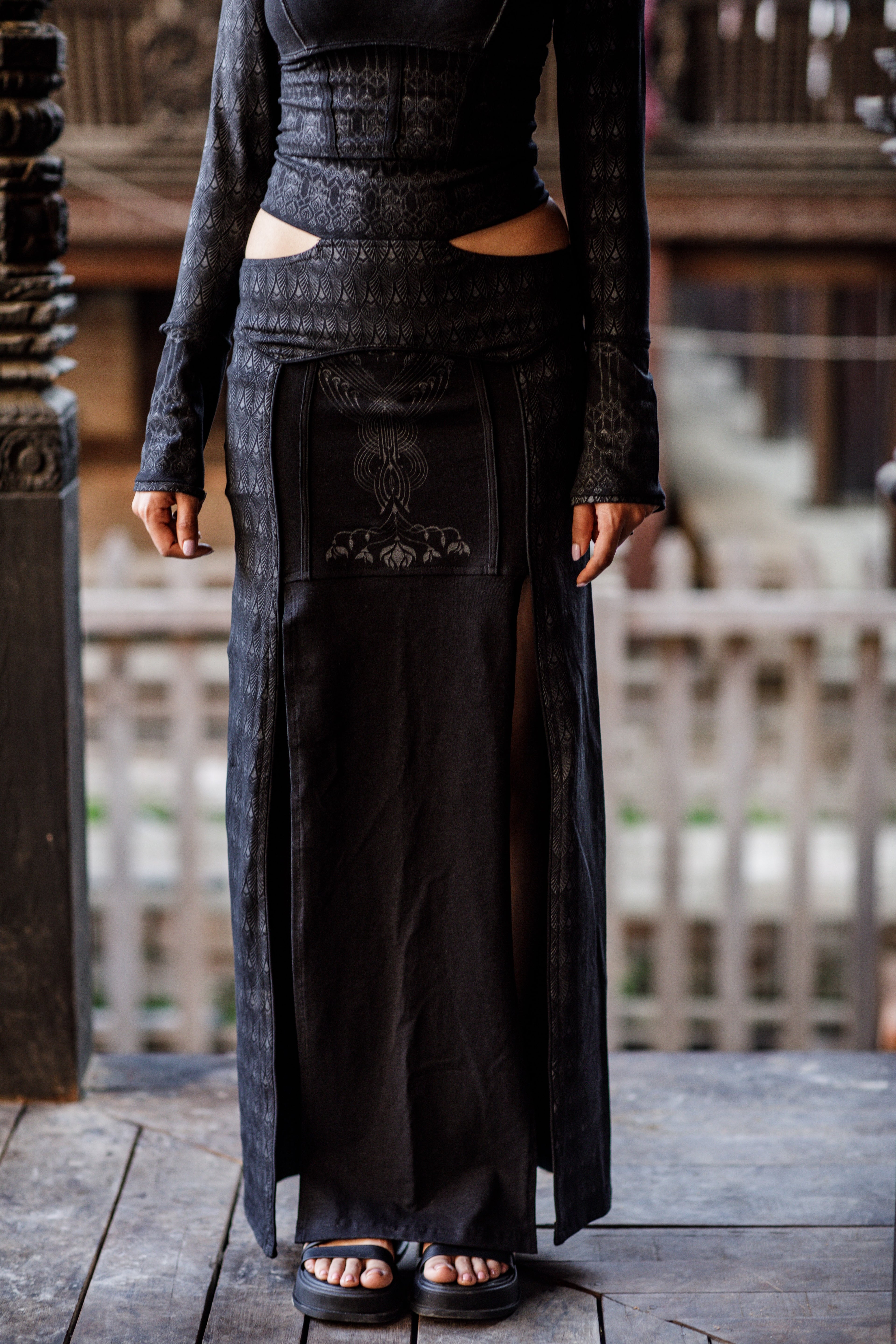 Elyra Skirt Black