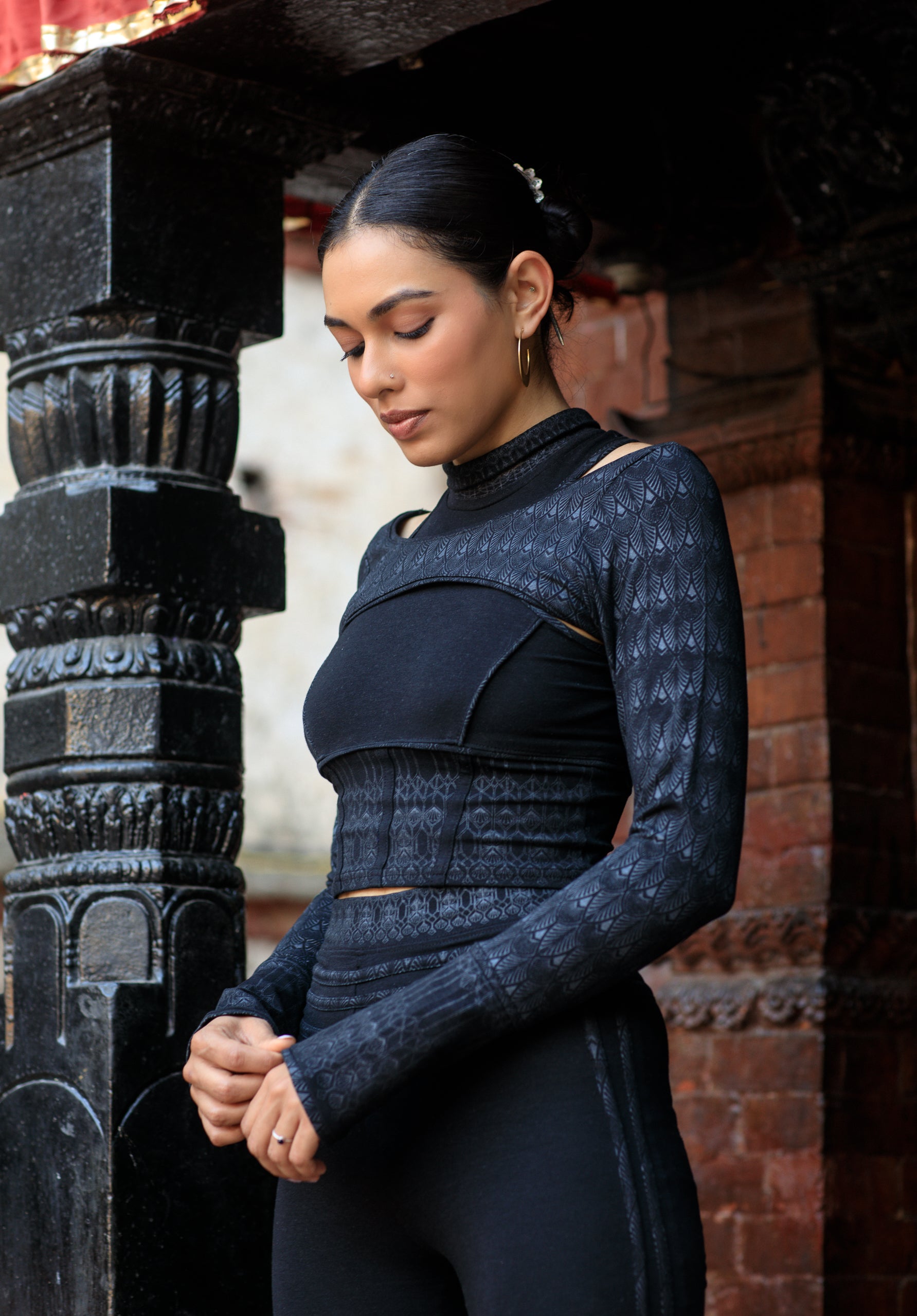 Elyra Bolero Black – ANUTTARA