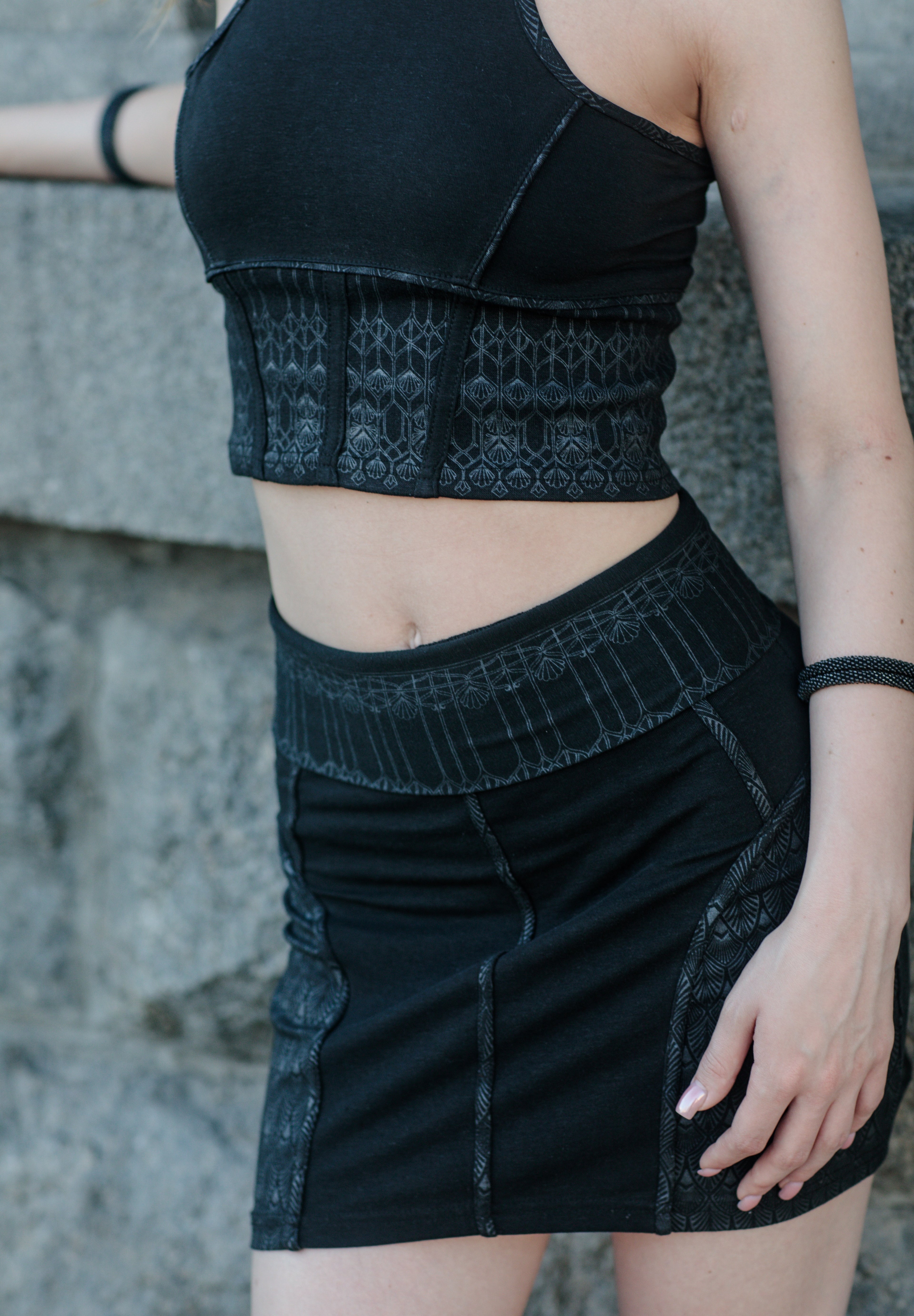 Neemea Skirt Black